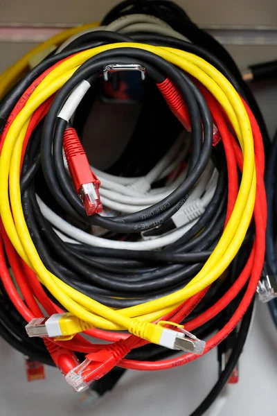 Cables Ethernet Multicolores Francia — Foto de Stock