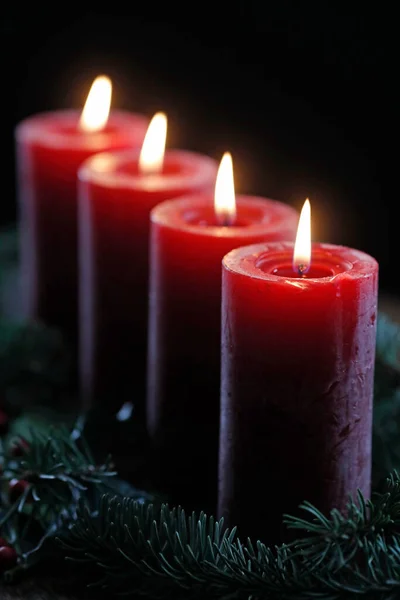 Natural Advent Wreath Crown Four Burning Red Candles Christmas Composition — Stock Photo, Image