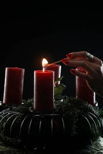 Advent Wreath Crown Woman Lignting Red Candles Christmas Composition — Stock Photo, Image