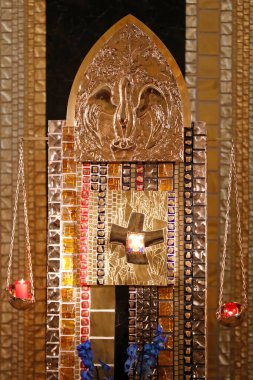 Almudena Katedrali. Ayin merasimi. Madrid mi? İspanya.  