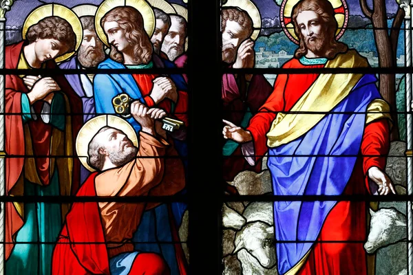 Aziz Peter Dan Anahtarları Alıyor Lekeli Cam Pencere Fransa — Stok fotoğraf