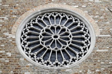 Trieste Katedrali. Gotik gül penceresi. İtalya. 