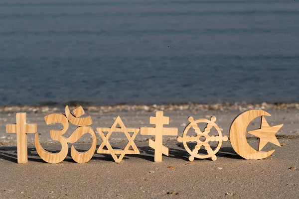Náboženské Symboly Písku Křesťanství Islám Judaismus Ortodoxní Buddhismus Hinduismus Internáboženský — Stock fotografie