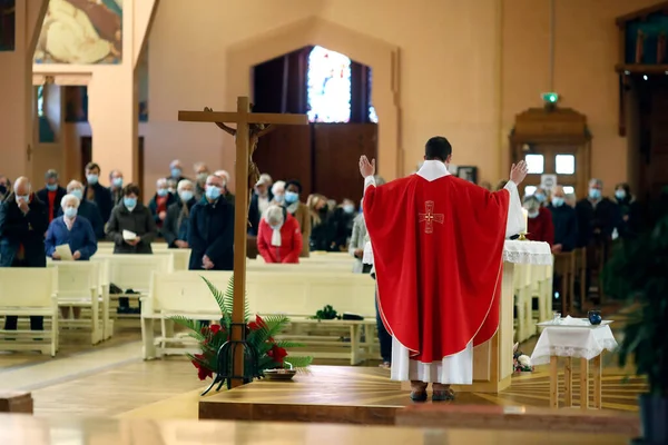 Kerk Saint Joseph Des Fins Katholieke Mis Heilige Week Eucharistieviering — Stockfoto