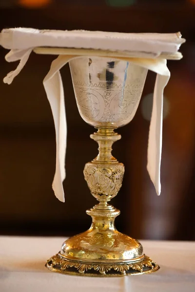 ノートルダム プランパリ教会 カトリックのミサだ ユークリスチャンのお祝い シャリー フランス — ストック写真