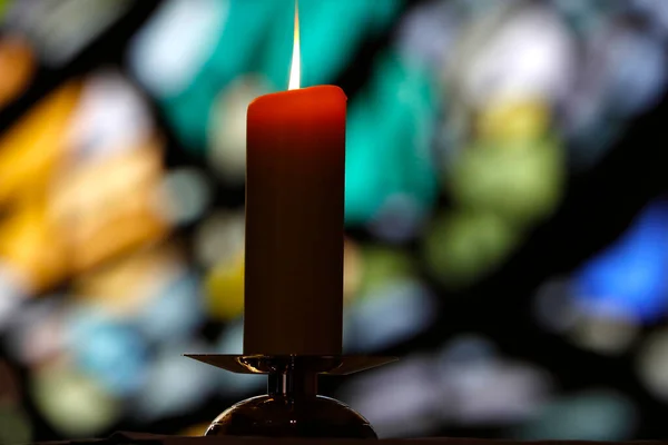 Kerk Notre Dame Plaimpalais Kaarslicht Tegen Een Glas Loodraam Een — Stockfoto