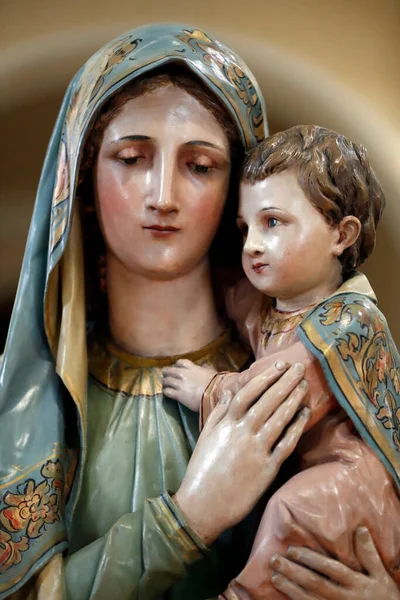 Igreja São Tiago Apóstolo Virgem Maria Estátua Infantil — Fotografia de Stock