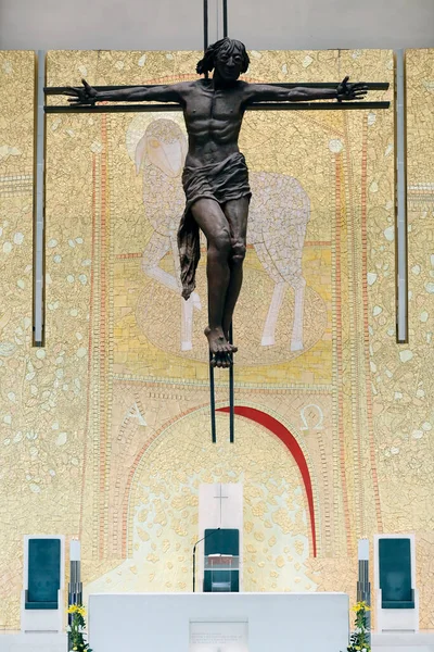 Basilica Holy Trinity Statue Jesus Christ Crucified Cross Catherine Green — Stock Photo, Image