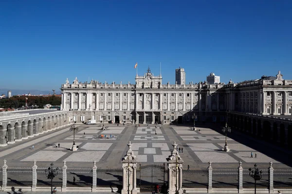 Fachada Del Palacio Real Palacio Real Madrid España —  Fotos de Stock