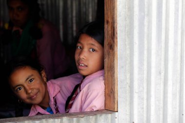 İlkokul. Eğitimli çarşaf. Nepal. 