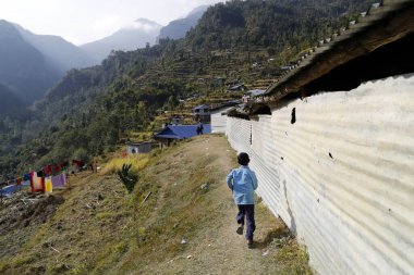İlkokul. Eğitimli çarşaf. Nepal. 
