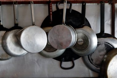 Geleneksel Nepal restoranı. Mutfakta. Nepal. 