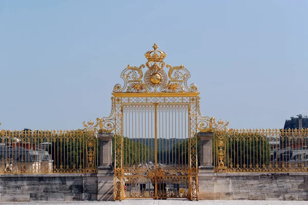 Головні Золоті Двері Зовнішньому Фасаді Версальського Палацу Франція — стокове фото