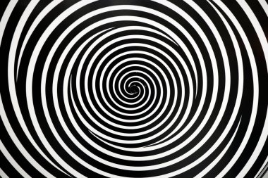 İllüzyonlar müzesi. Turntable 'lar. Dubai 'de. Birleşik Arap Emirlikleri.