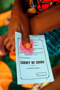 Afrika çocuk hastanesi. Çocuk sağlığı broşürü. Benin.. 