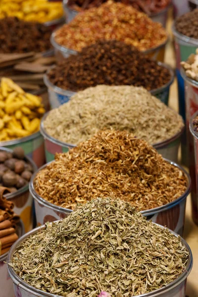 Arabische Specerijen Tentoongesteld Een Winkel Kruidensouk Deira Dubai Verenigde Arabische — Stockfoto