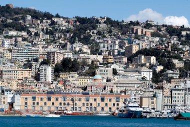 Porto Antico (Eski Liman) manzarası. Ceneviz. İtalya. 