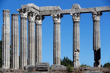 Roma Tapınağı Diana 'nın korint kolonları. Evora. Portekiz. 