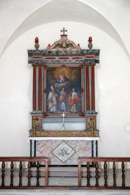 Saint Nicolas de Veroce Barok Kilisesi. Tadilattan sonra geri alınır. Fransa. 