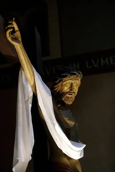 Sanctuaire Notre Dame Vie Jésus Sur Croix Avec Linceul Blanc — Photo