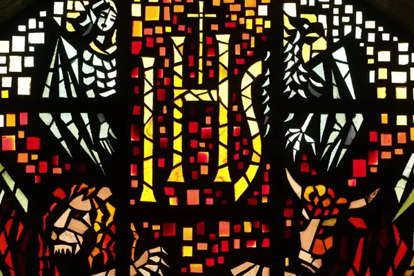 セントバーナード メントン教会 ステンドグラスの窓 西キリスト教の Ihs または Jhs キリスト教グラム スイス — ストック写真