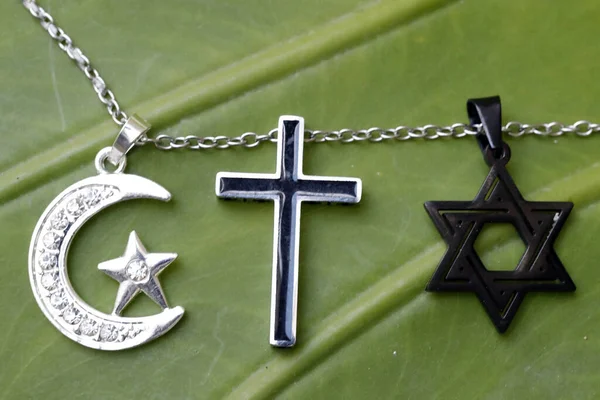 Christentum Islam Judentum Monotheistische Religionen Judenstern Stern Halbmond Und Kreuz — Stockfoto