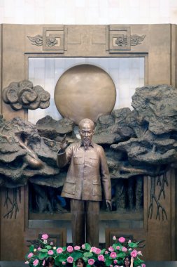 Ho Chi Minh Müzesi. Ho Chi Minh Anıtı, merkez salon. Hanoi. Vietnam. 