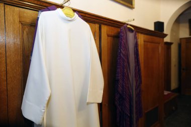 Aziz Joseph Kilisesi. Chasubles 'lı Sacristy. Cenevre. İsviçre. 