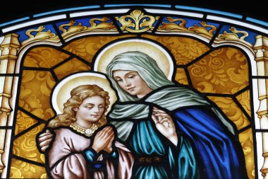 Bu Nghe Kilisesi. Lekeli cam. Aziz Anna ve Bakire Meryem. Ho Chi Minh Şehri. Vietnam.