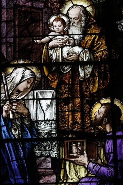 Led Glass 1920 'leri inşa etti. Franz Meyer Almanya 'dan cam. Tapınakta İsa 'nın sunumu. Gesu Katolik Kilisesi. 