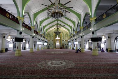 Sultan Camii mi, Mescid Sultan mı? Dua Salonu. Singapur. 