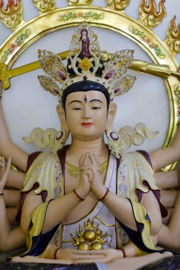Thien Quang Co Tu Budist tapınağı. Bin kollu Avalokitesvara, Merhametin Bodhisattva 'sı. Tan Chau. Vietnam.