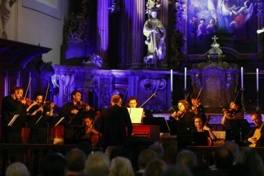 Aziz Nicolas de Veroce churh. Barok müzik festivali. Konser. Saint-Nicolas de Veroce. Fransa.