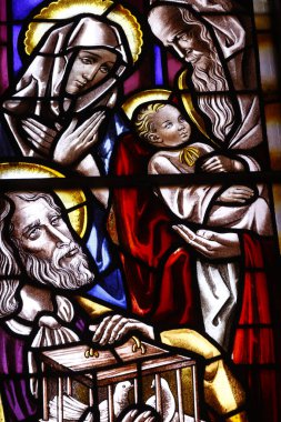 Nossa Sinyora da Conceicao Kilisesi. Lekeli cam pencere. Tapınakta İsa 'nın sunumu. Porto. Portekiz. 