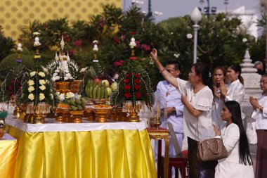 Bangkok Şehri Sütun Tapınağı. Tören. Bangkok 'ta. Tayland.