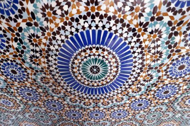 Büyük Paris Camii. İslami mozaik dekorasyonu. Fransa.