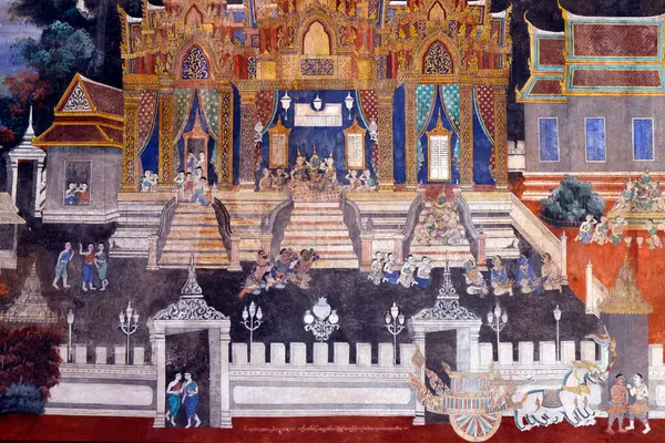 Kraliyet sarayı kompleksi. Klasik Hint destanı Ramayana 'nın Khmer (Reamker) versiyonundan sahneler. Phnom Penh; Kamboçya. 