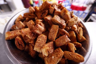 Phuoc Hue Budist tapınağı. Budist rahipler için vejetaryen yemeği pişirmek. Vietnam. 