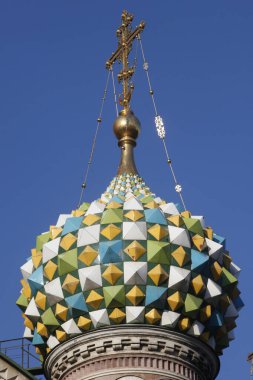 Kurtarıcı Kilisesi Kan Döküyor ya da Diriliş Kilisesi. Soğan Kubbesi. Aziz Petersburg. Rusya. 