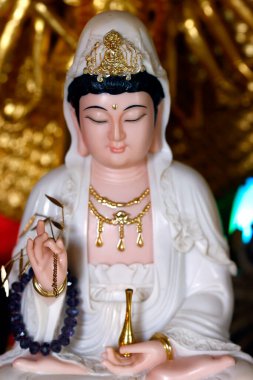 Tu An Budist tapınağı. Bodhisattva Avalokiteshvara. Guanyin (Quan Am) heykeli. Merhamet ve şefkat Tanrıçası