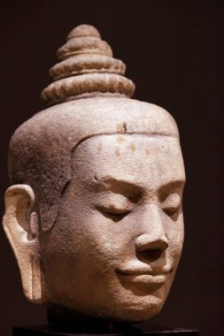 Bangkok Ulusal Müzesi. Buda 'nın başı. 13. yüzyıl. Tayland.