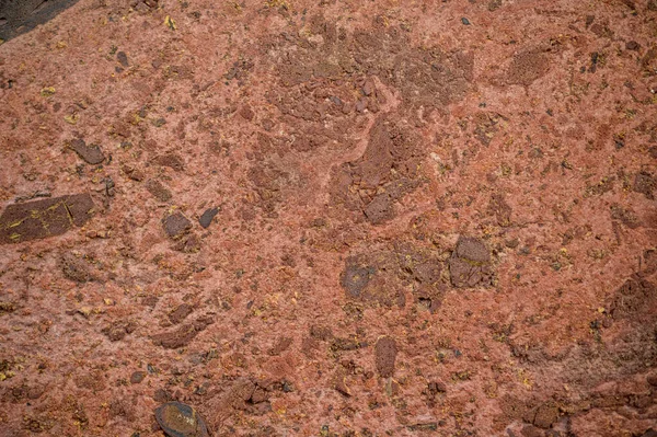 Вид Сверху Грубую Скальную Поверхность Трещинами Отверстиями — стоковое фото