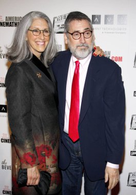 Deborah Nadoolman Landis ve John Landis, 14 Ekim 2011 'de Beverly Hills, ABD' deki Beverly Hilton Oteli 'nde Robert Downey Jr.' ın onuruna verilen 25..