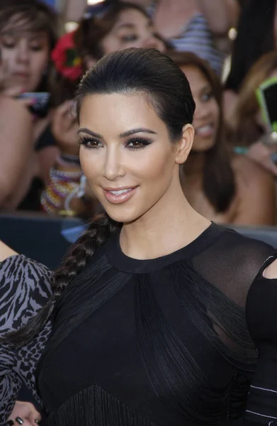 Kim Kardashian Los Angeles Twilight Saga Eclipse Premierjén Nokia Live — Stock Fotó
