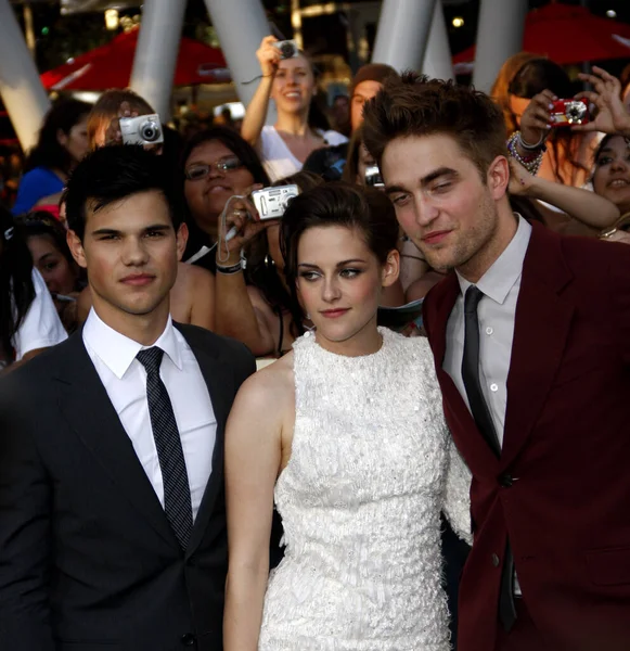 Taylor Lautner Kristen Stewart Och Robert Pattinson Los Angeles Premiär — Stockfoto
