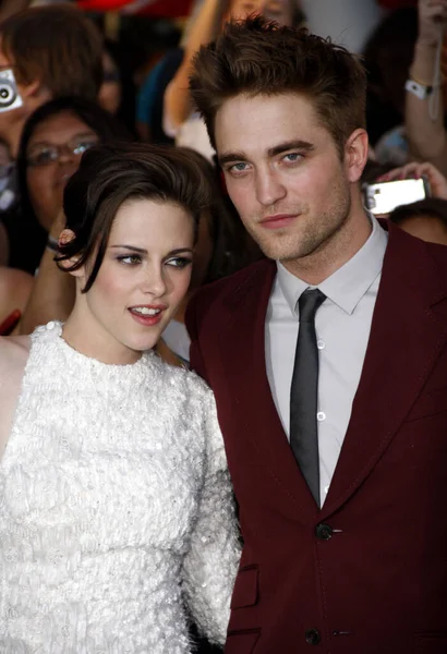Kristen Stewart Robert Pattinson Lors Première Twilight Saga Eclipse Nokia — Photo