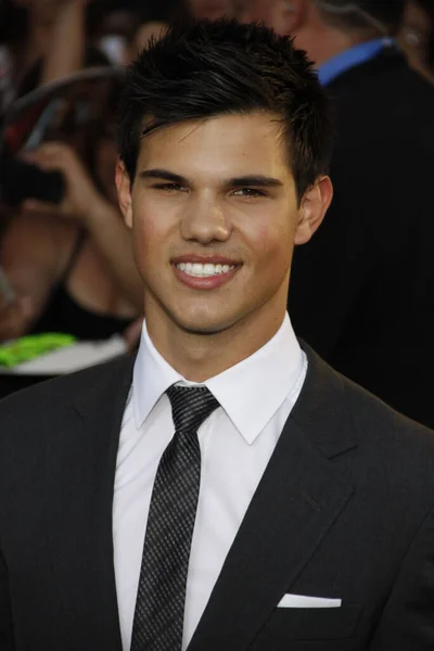 Taylor Lautner Στην Πρεμιέρα Του Twilight Saga Eclipse Στο Λος — Φωτογραφία Αρχείου