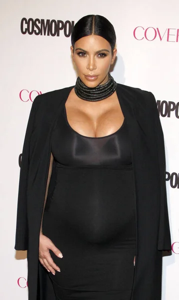 Kim Kardashian出席了2015年10月12日在美国西好莱坞Ysabel举行的 都市杂志 50周年庆典 — 图库照片