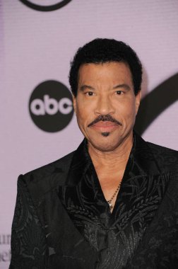 Lionel Richie, 20 Kasım 2022 'de ABD' nin Los Angeles şehrindeki Microsoft Tiyatrosu 'nda düzenlenen Amerikan Müzik Ödülleri' nde.
