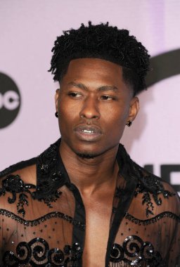 Lucky Daye at the 2022 American Music Awards held at the Microsoft Theater in Los Angeles, USA on November 20, 2022.